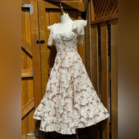 🆕 BRONX & BANCO 🧿 NWOT Sabrina White Bridal Midi Dress, Sz XS / US 2 - Picture 9 of 16